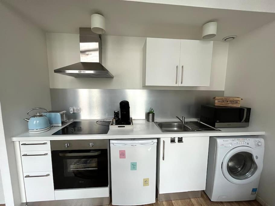 Tres Bel Appartement A 2 Pas Du Theatre Sebastopol Lille Bagian luar foto